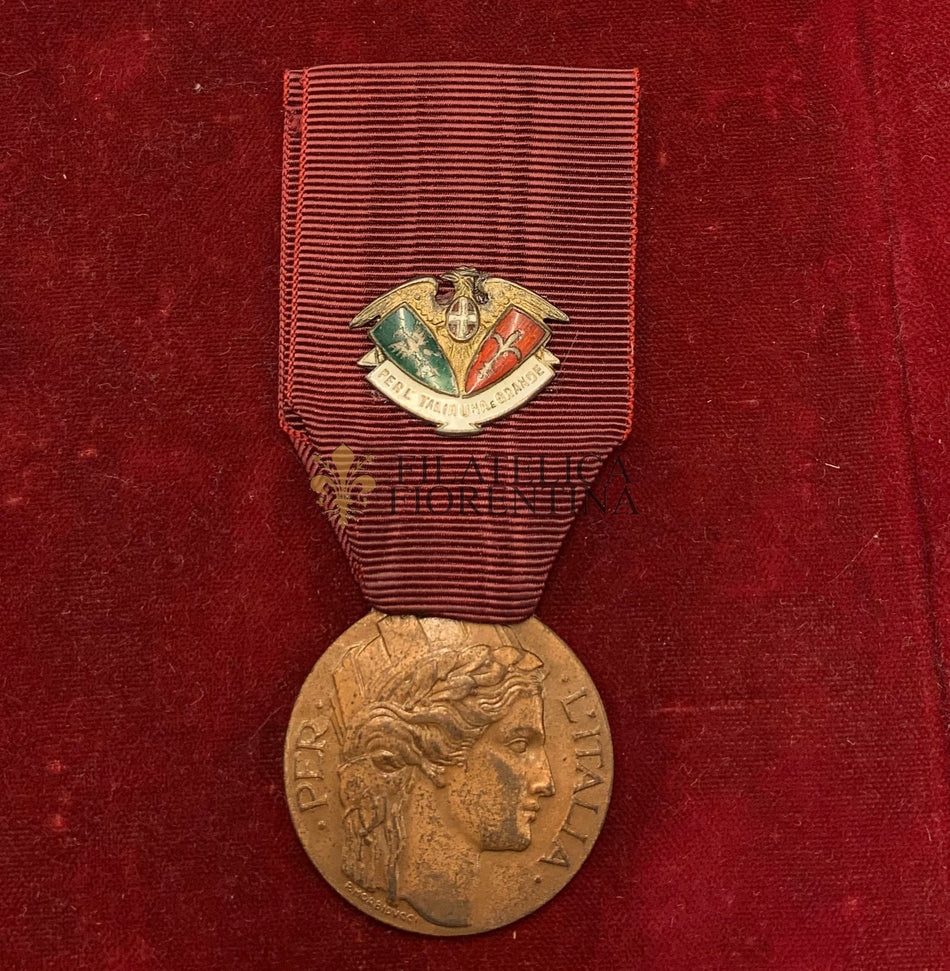 Medaglia commemorativa ai Volontari di guerra - MCMXV / MCMXVIII