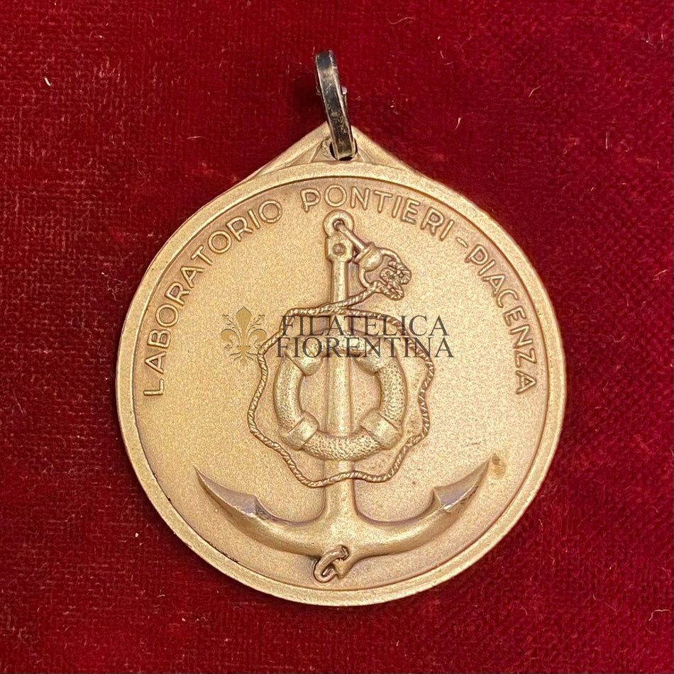 Medaglia in argento 800‰ "Laboratorio Pontieri - Piacenza"