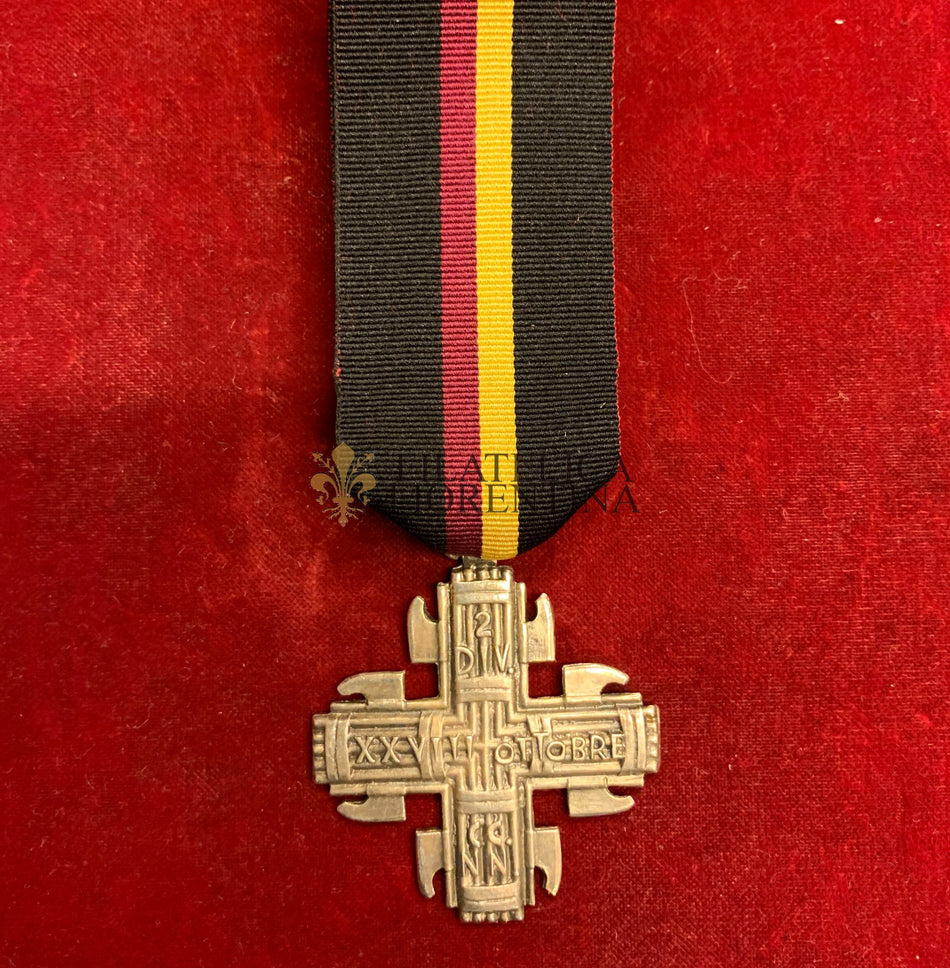 Medaglia commemorativa della 2ª Divisione CC.NN. "XXVIII Ottobre - La Ferrea"