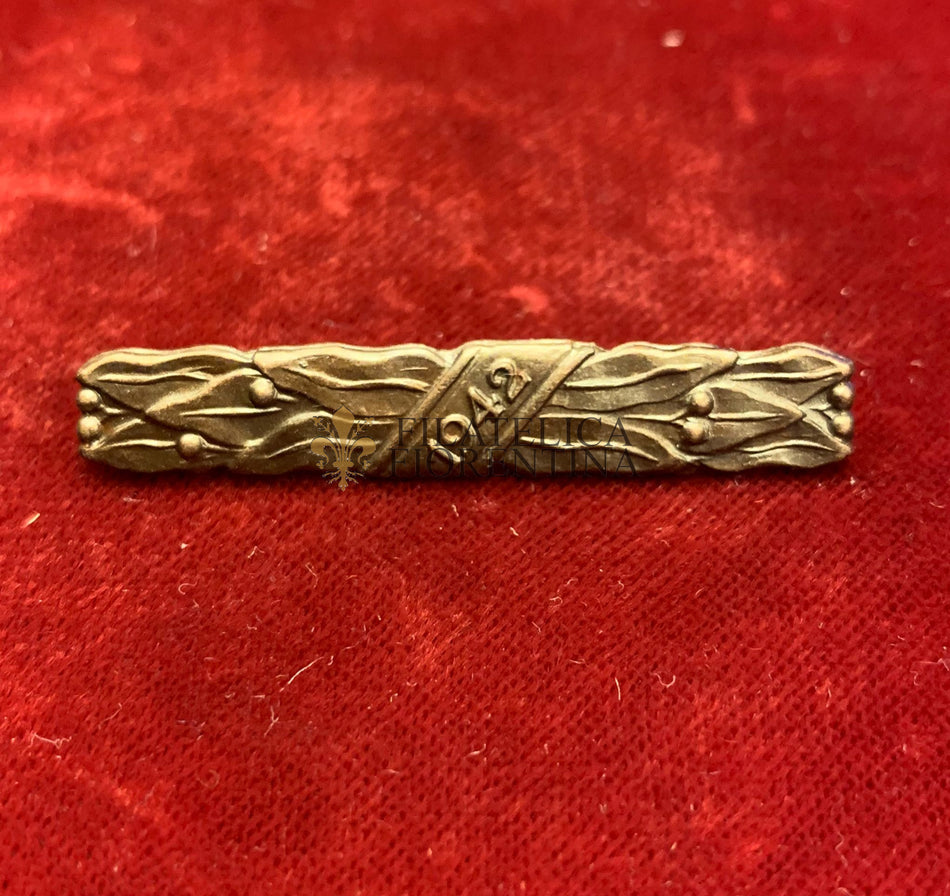 Fascetta “1942”  in bronzo - 2^ Guerra Mondiale