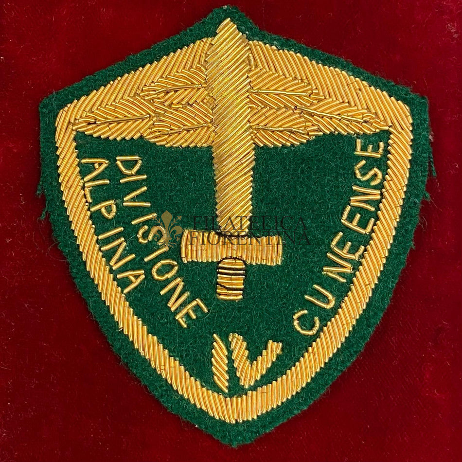 Distintivo della IV^ Divisione Alpina Cuneense