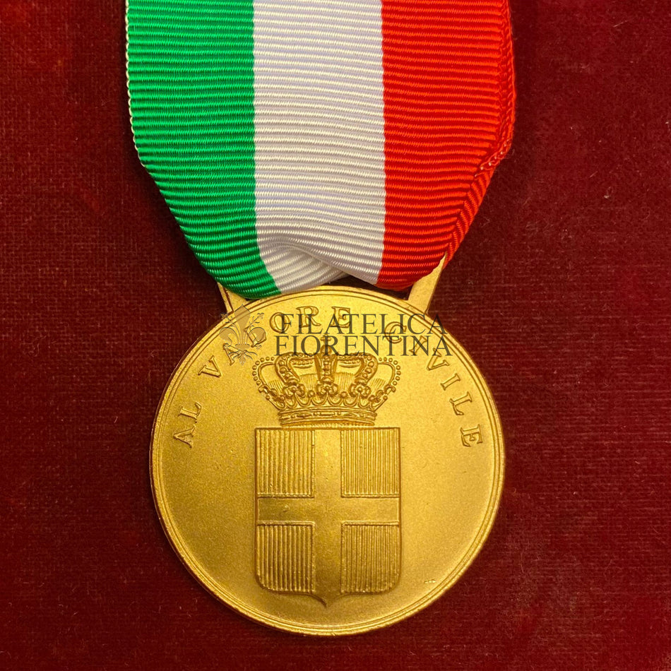 Medaglia del Regno al Valor civile - modello dorato con nastro
