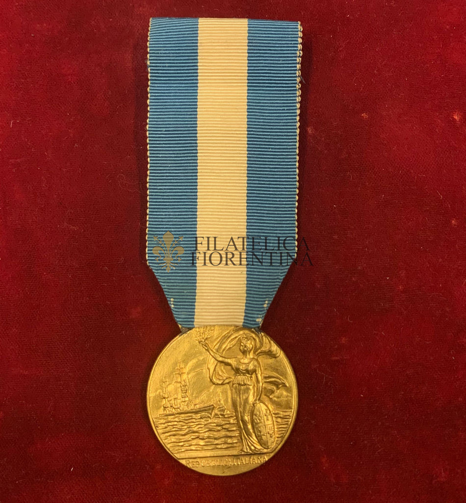Repubblica Italiana - Medaglia d'onore per lunga navigazione compiuta - grado oro