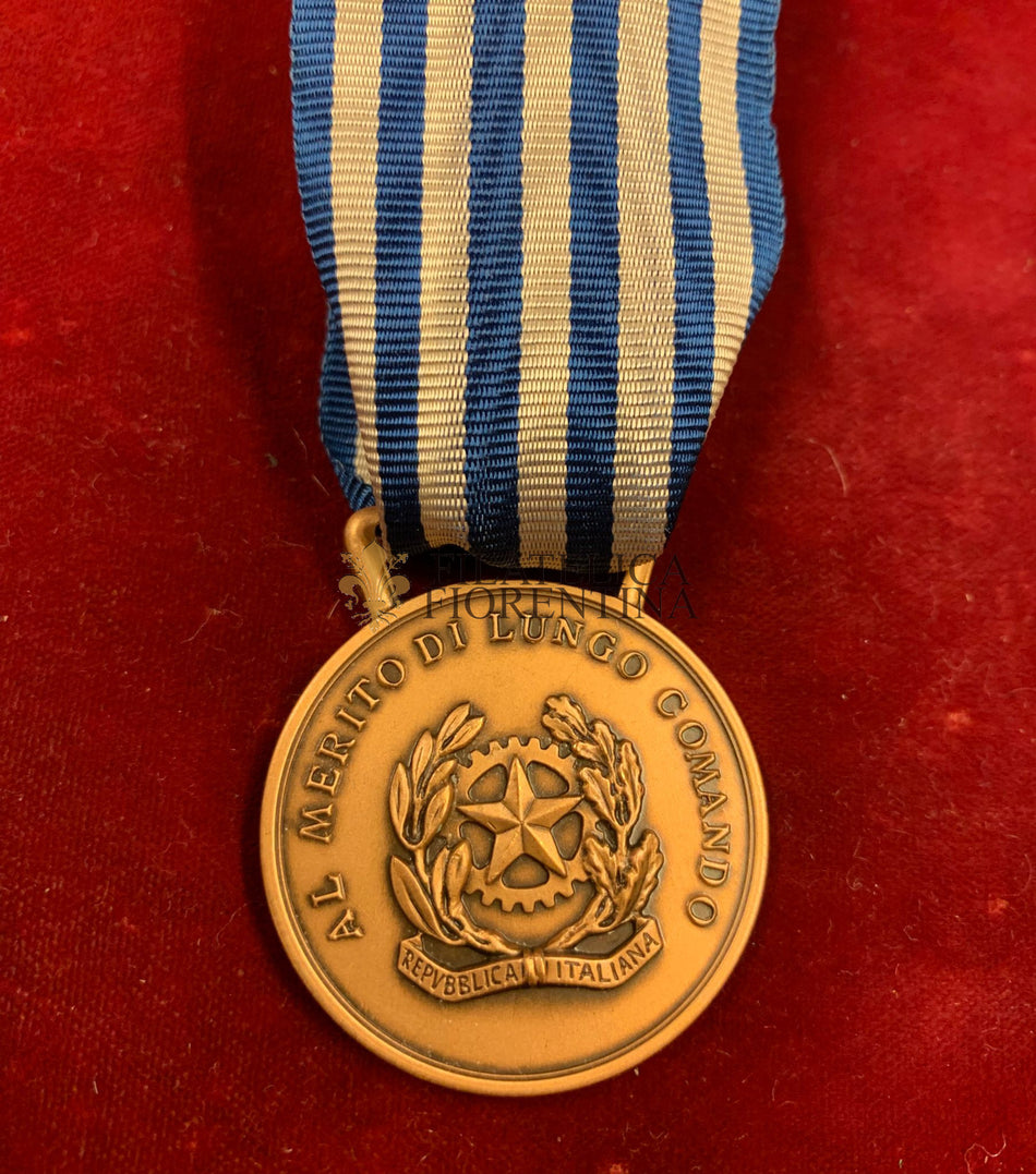 Repubblica Italiana - Medaglia "Al Merito di Lungo Comando" Guardia di Finanza - grado Bronzo
