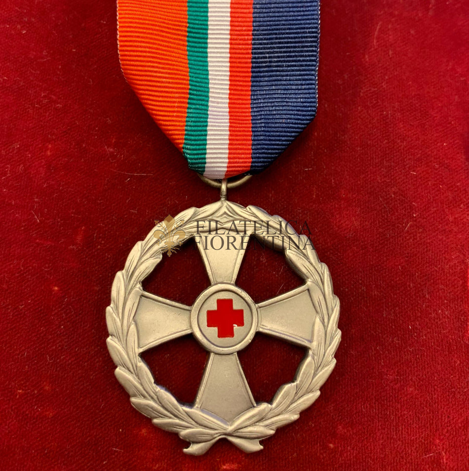 Medaglia della Croce Rossa - Benemerenza per Pubbliche Calamità - Grado Argento