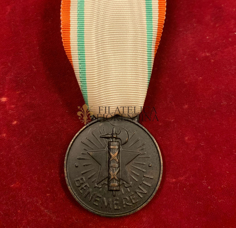 Regno d'Italia - Medaglia ai benemerenti della Croce Rossa Italiana