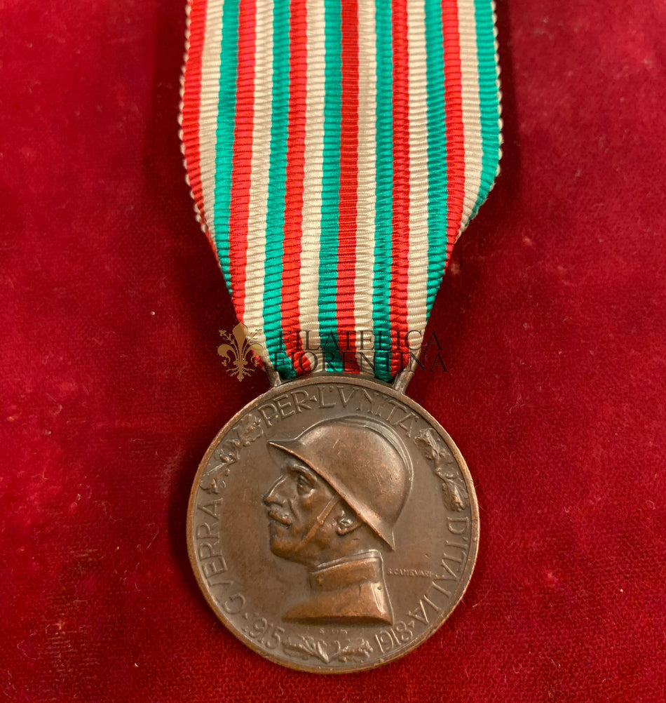 Regno d'Italia - Medaglia coniata nel bronzo nemico "Campagna del 1915 - 1918"
