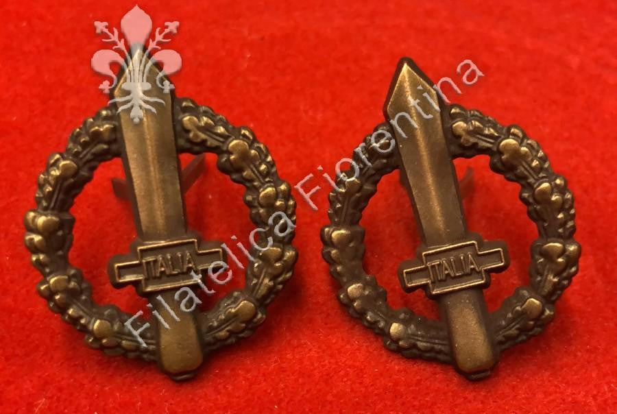 Gladi repubblicani in bronzo in conio - la coppia