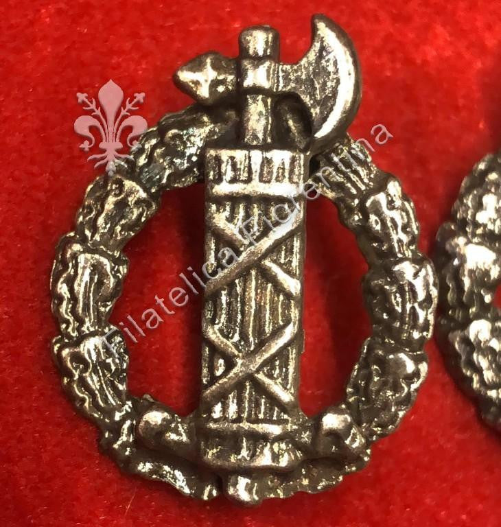 Fregi per Mostrine - Polizia Repubblicana (metallo argentato) - la coppia