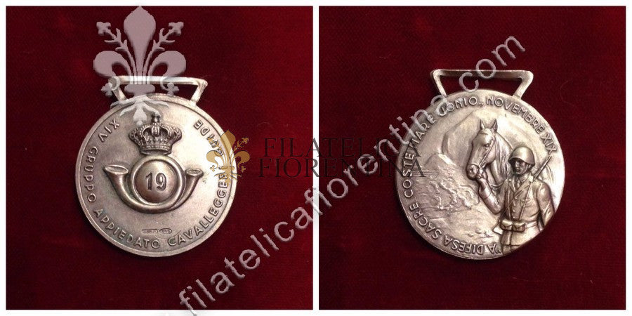 Medaglia del XIV Gruppo appiedato Cavalleggeri Guide con nastro - argento 800