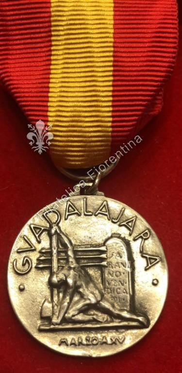 Medaglia della Guerra di Spagna - Conquista di Guadalajara con nastro