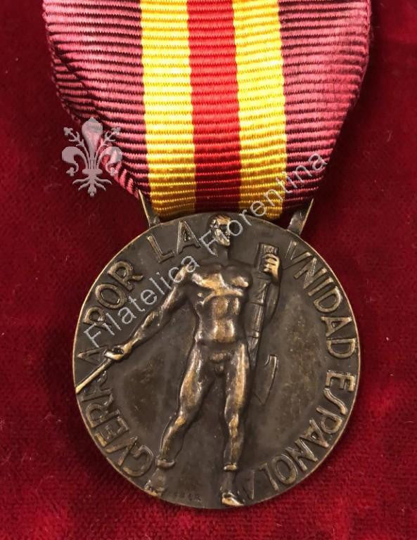 Volontario di guerra con nastrino