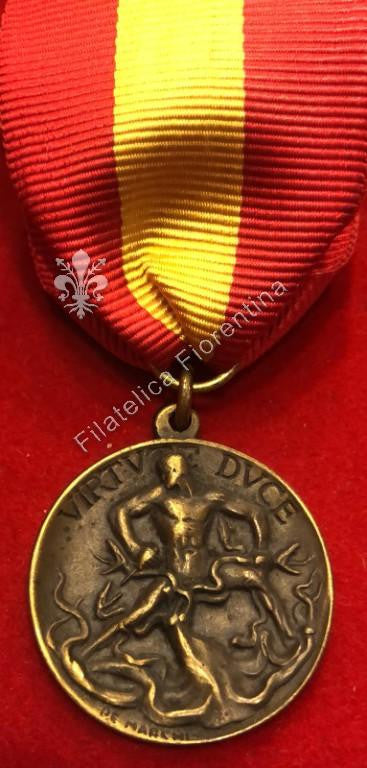 Medaglia Guerra di Spagna - Legionari di Roma in terra di Spagna con nastro