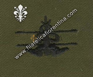 Expert field medical in stoffa nero su verde