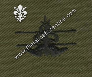 Expert field medical in stoffa nero su verde