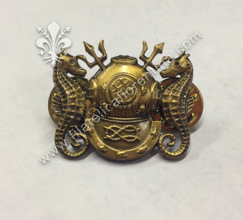 Diving officer ( dorato )