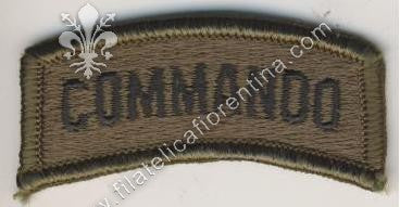 Scritta da spalla "commando" Nero su verde