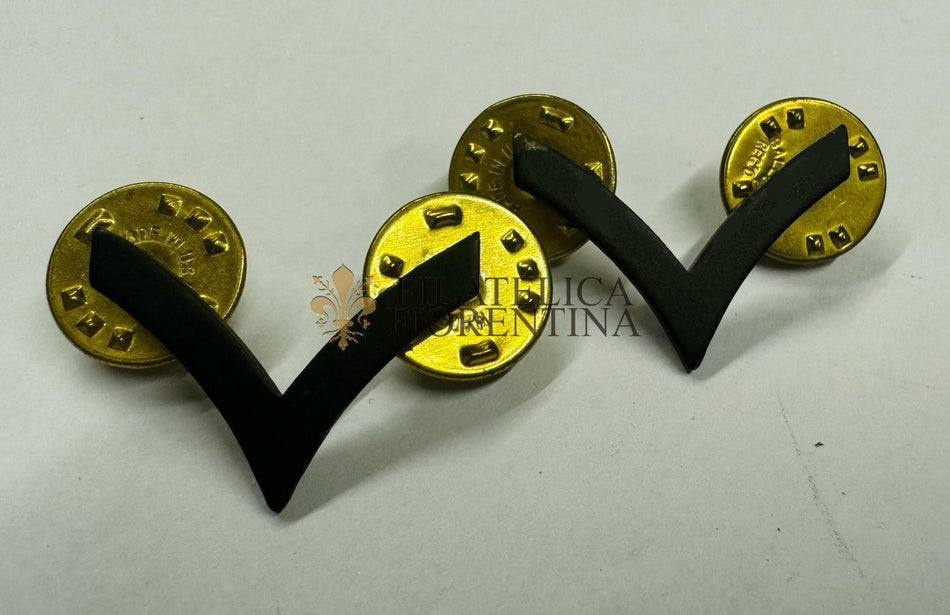 Gradi  PFC in metallo nero per uniforme da combattimento