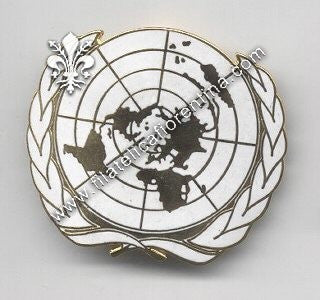 Fregio in metallo da basco