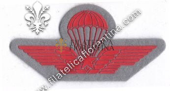 Brevetto militare di paracadutismo - in gomma rosso su grigio