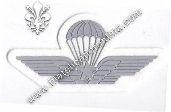 Brevetto militare di paracadutismo - in gomma grigio su bianco